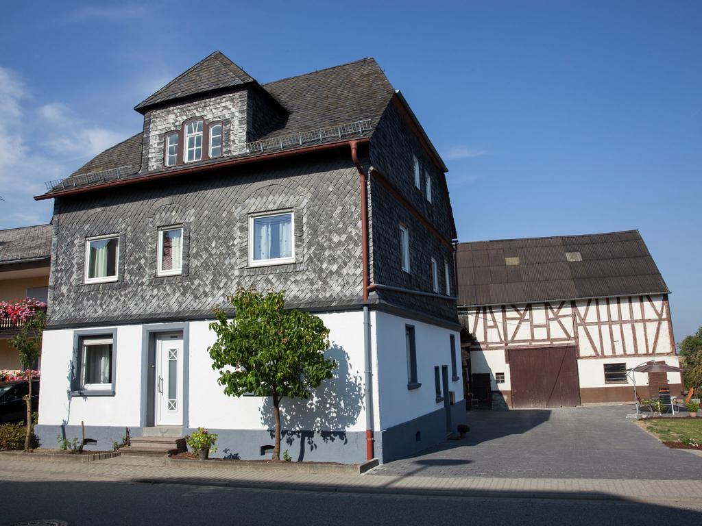Spacious Holiday Home Between Mosel And Hunsr Ck Blankenrath エクステリア 写真